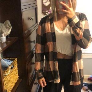 American eagle flannel never worn w tags!